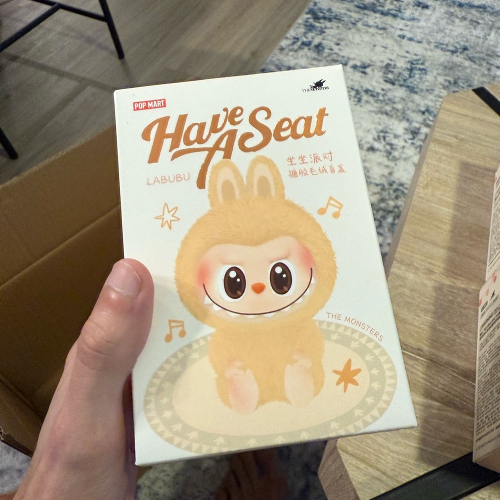Have a Seat SECRET (DuoDuo) Labubu